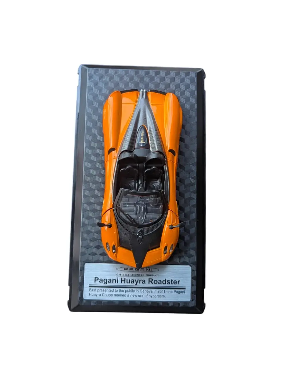 Pagani Huayra 1:24 scale CCA orange - Image 5